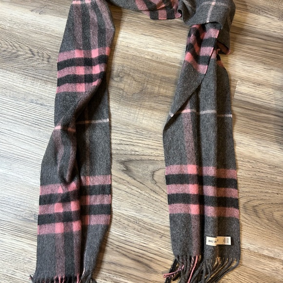 Burberry Gray and Pink Checkered Scarf - Picture 2 of 5